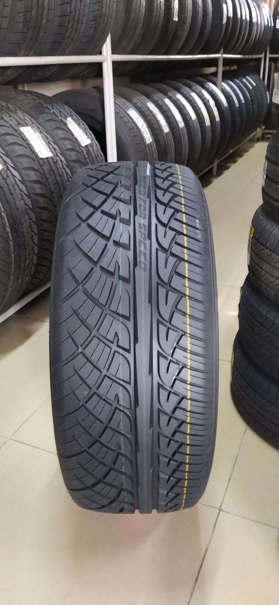 THREE-A 265/50R20 SHARK-Z02 111W