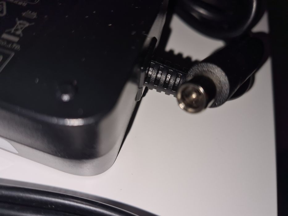 Incarcator original trotineta Xiaomi/Ninebot      42V / 2.0 A