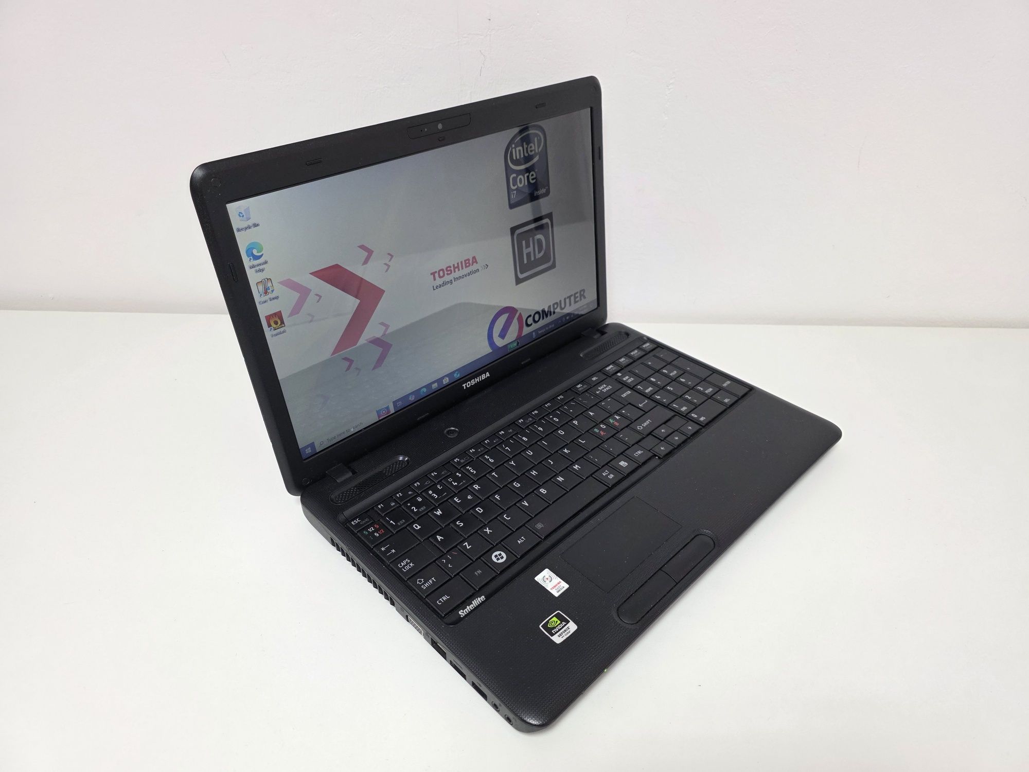 Laptop Toshiba 15.6 i7 ssd nVIDIA GARANTIE