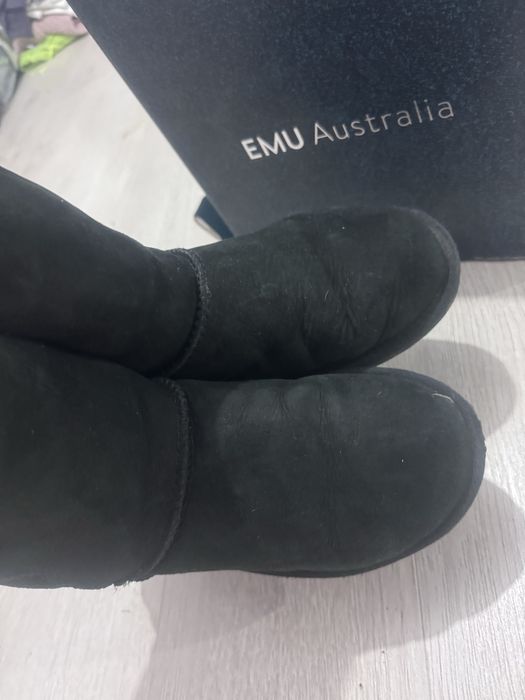 Cizme zapada emu