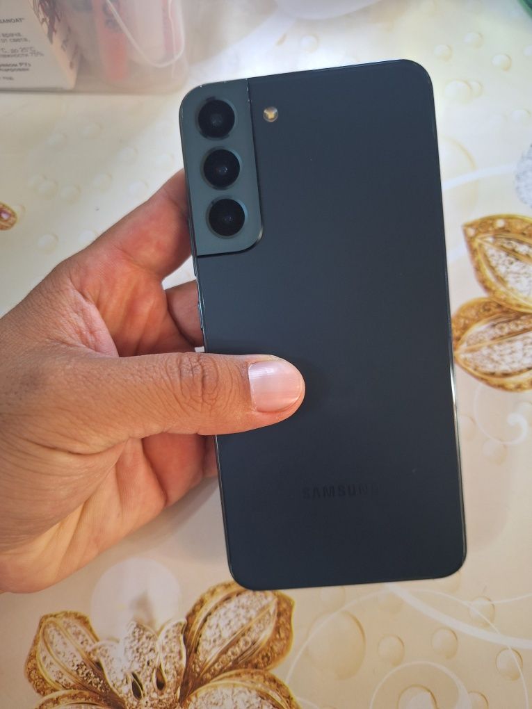 Samsung S22 plus 128gb