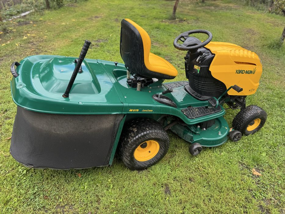 Tractor Tractoras MTD YARD MAN 18 CP tuns iarba/gazon