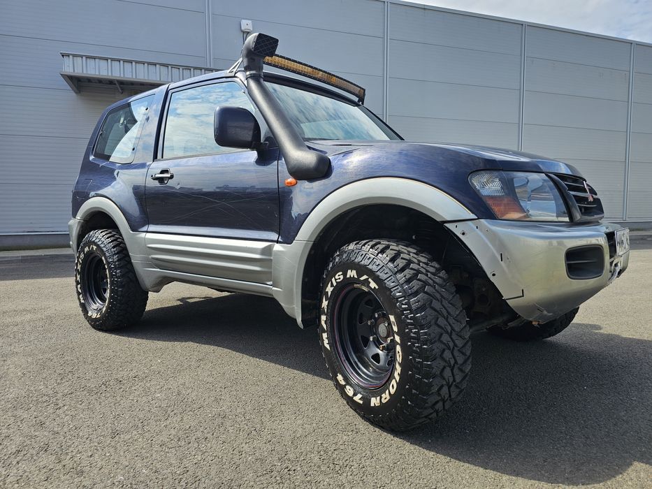 Mitsubishi Pajero 3.2 did  Autoutilitara
