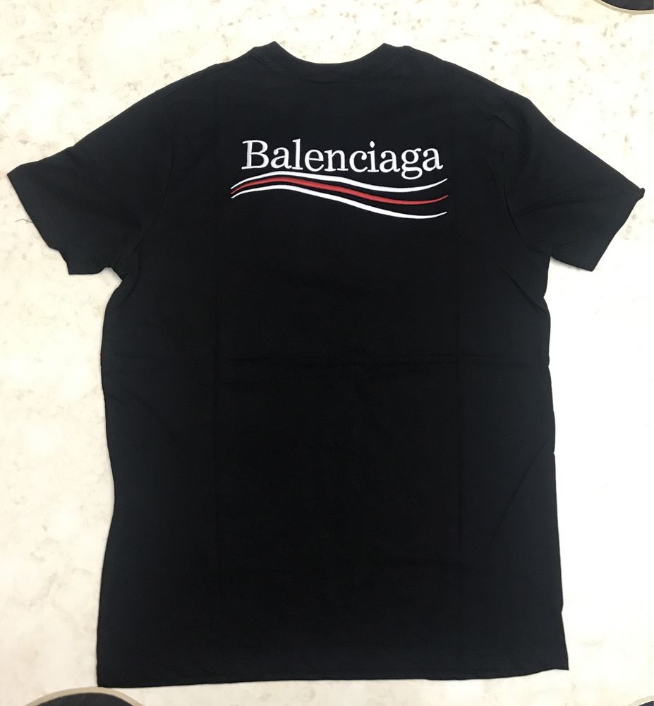 Tricou Balenciaga nou