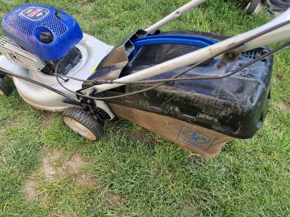 Masina de tuns iarba sau gazon motor Briggs 3cp CU Cos si tractiune