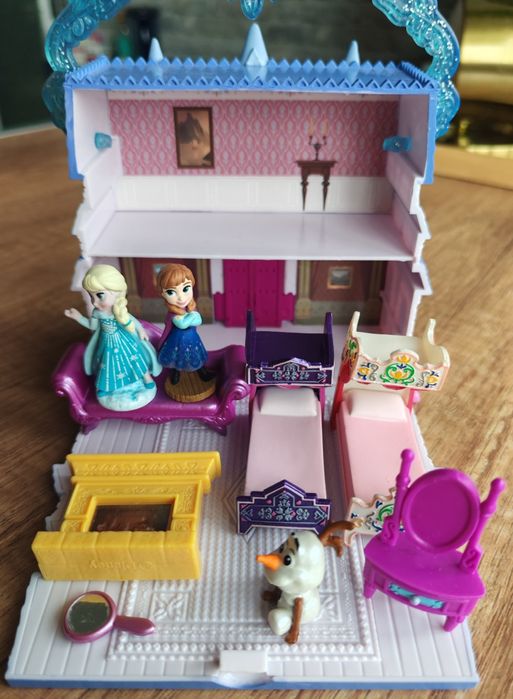 Замъкът на Елза и Анна