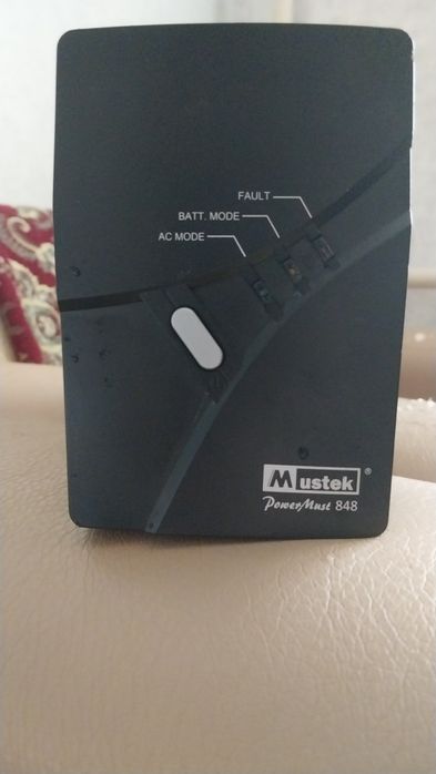 Продам ИБП Mustek