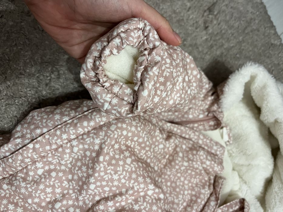 Космонавт HM 2-4 месеца