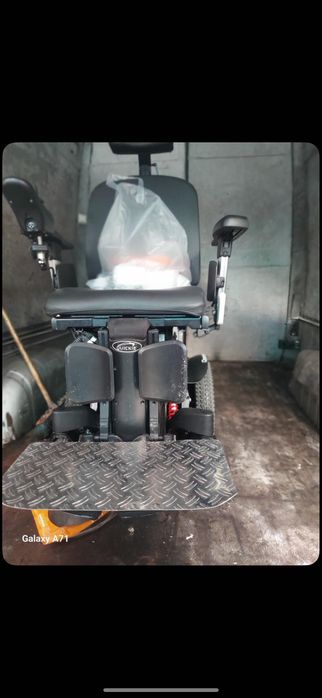 Căruț electric Quickie Q300 M mini