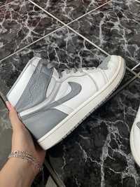 Pantofi Nike Jordan 1 High