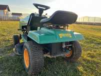 Tractoras de duns iarba