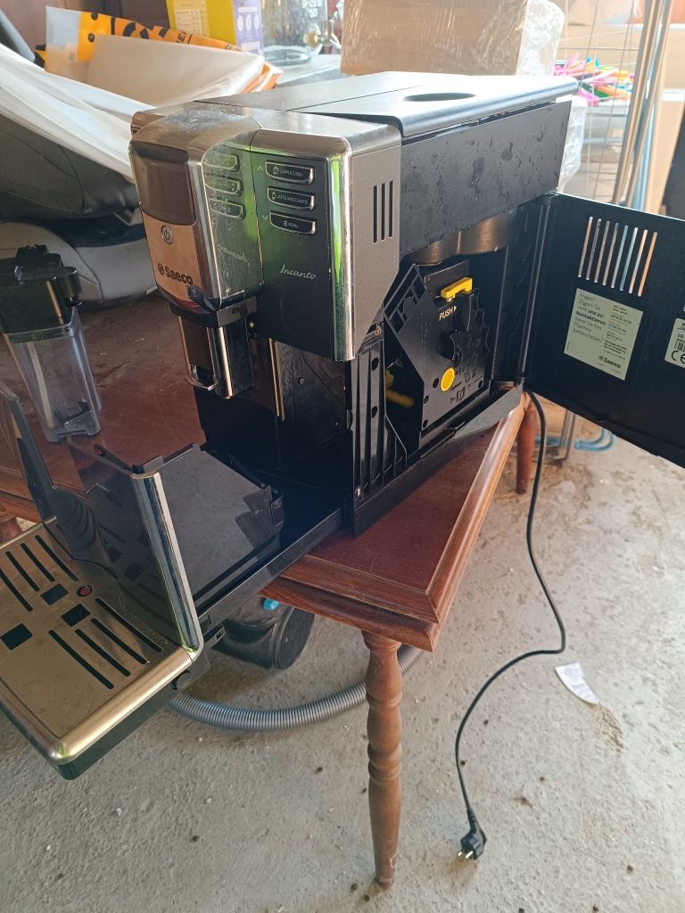 Automat de  cafea Saeco Incanto HD 8918