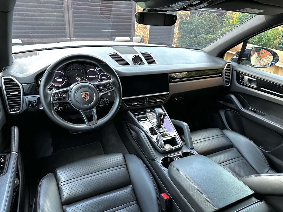 Porsche Cayenne S 440