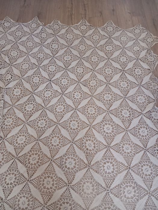 Шалте за спалня на една кука.