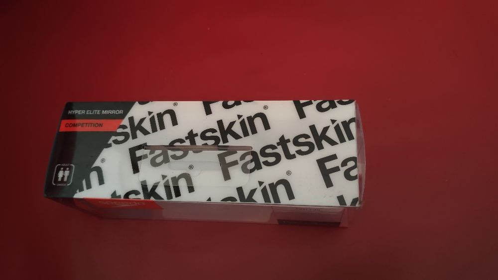 Чисто нови очила за плуване Speedo