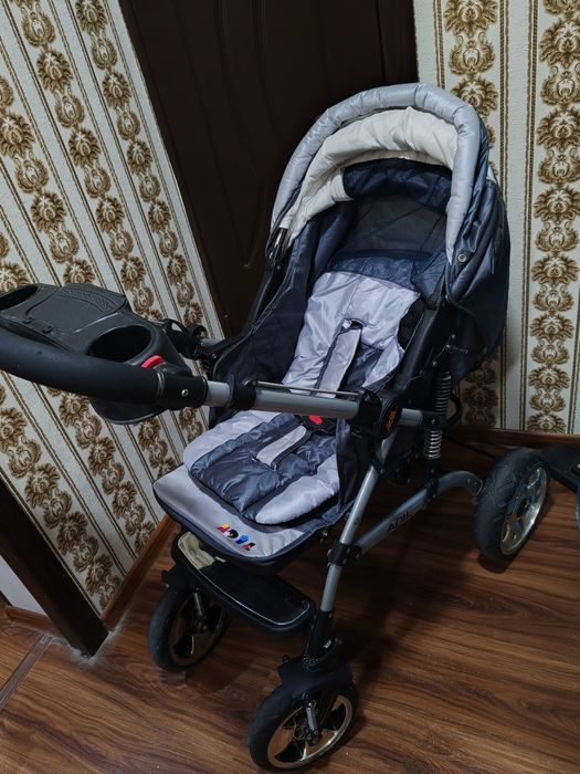 Коляска детская, прогулочная