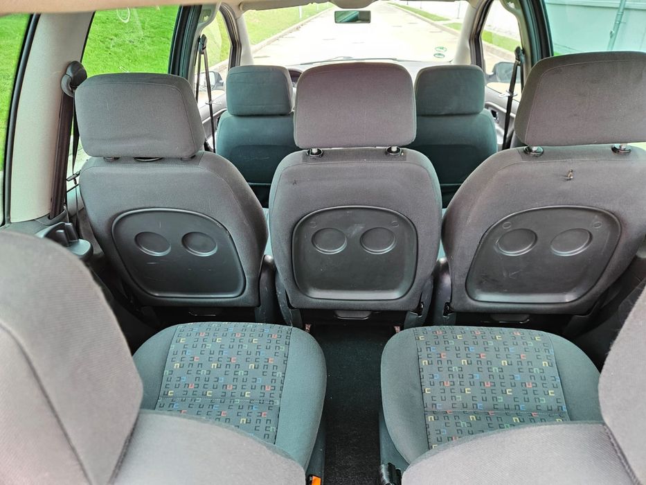 Vând Vw Sharan 1.9 TDI 7-locuri