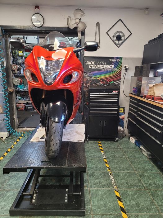 Suzuki Hayabusa Gen 2