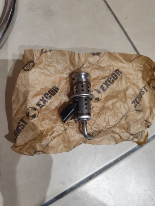 Injector adblue 9802763880