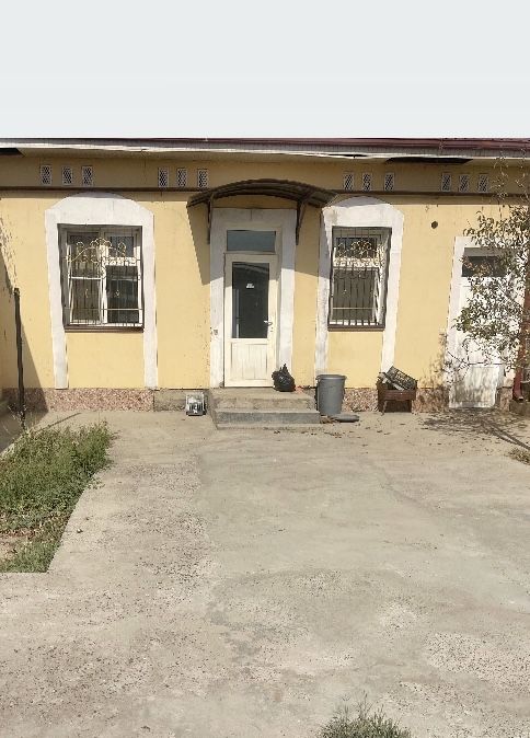 Котеж сотилади ( срочно ) Бухорода