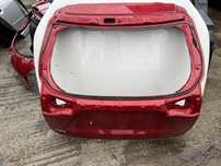 Капак,багажник Toyota Yaris Cross 2023
