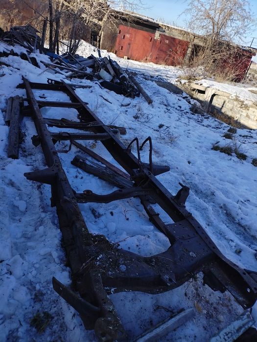 Продам раму на газ 53 в хорошем состоянии не варенная