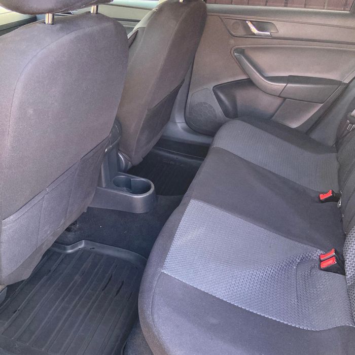 Skoda rapid 1.4 tdi 127000 km, manuala 5+1