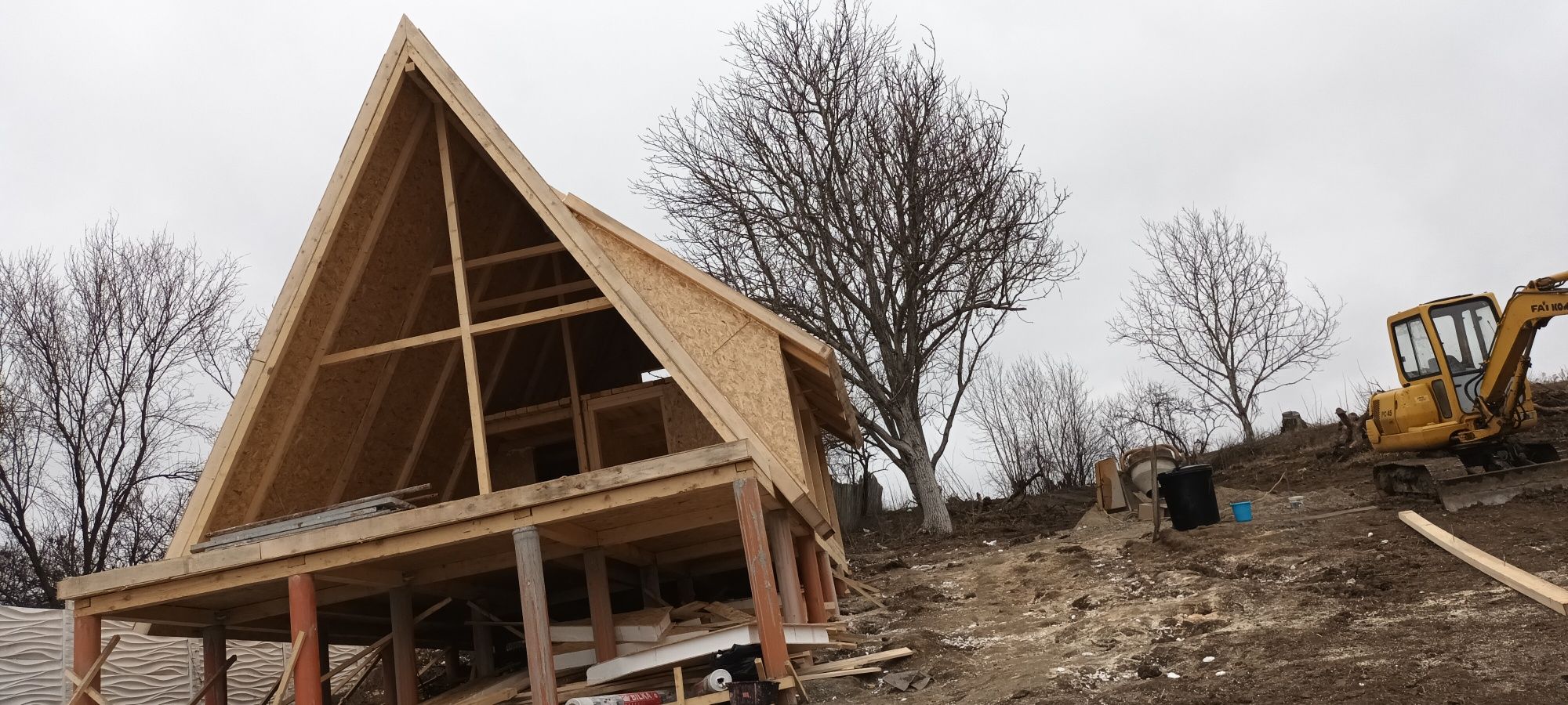 Cabane de tip A  și case de lemn