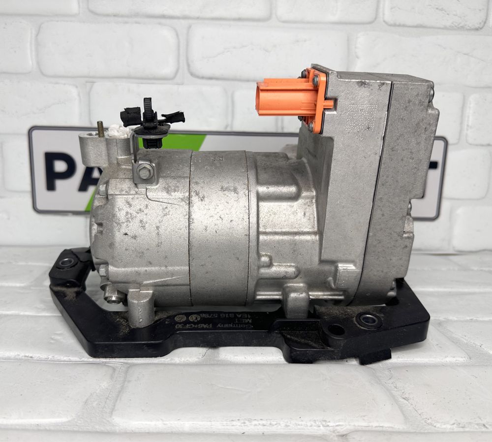 Климатичен компресор VW AUDI 1EA820807C 1EA816797G