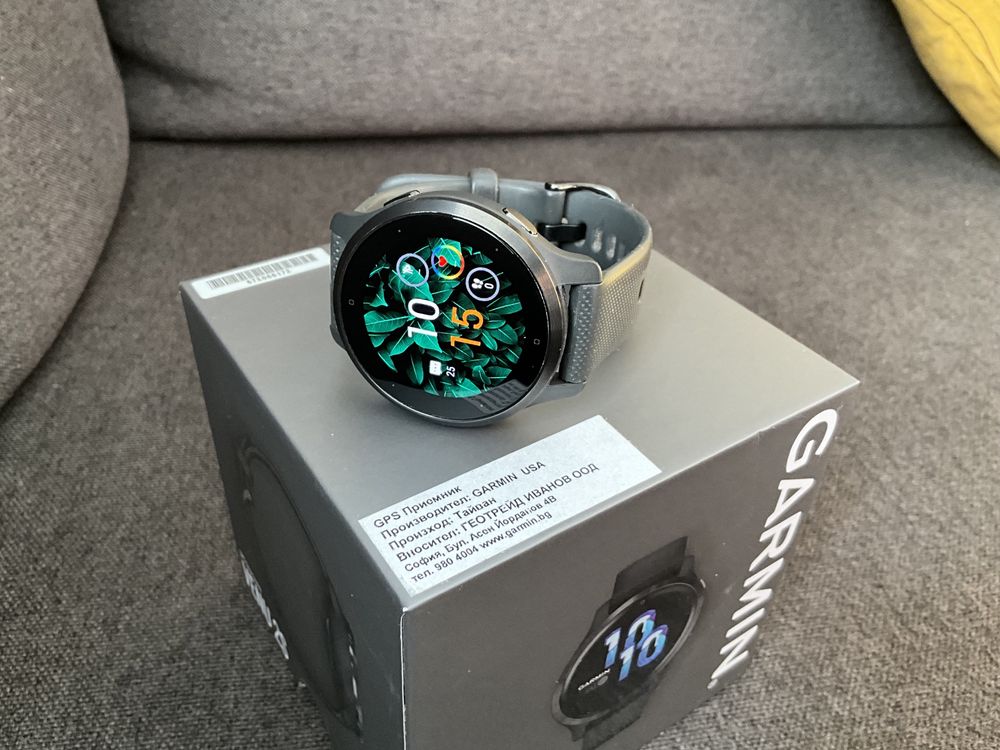 Смарт часовник - Garmin Venu 2s