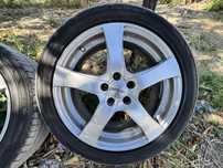 Продавам джанти с гуми 17”