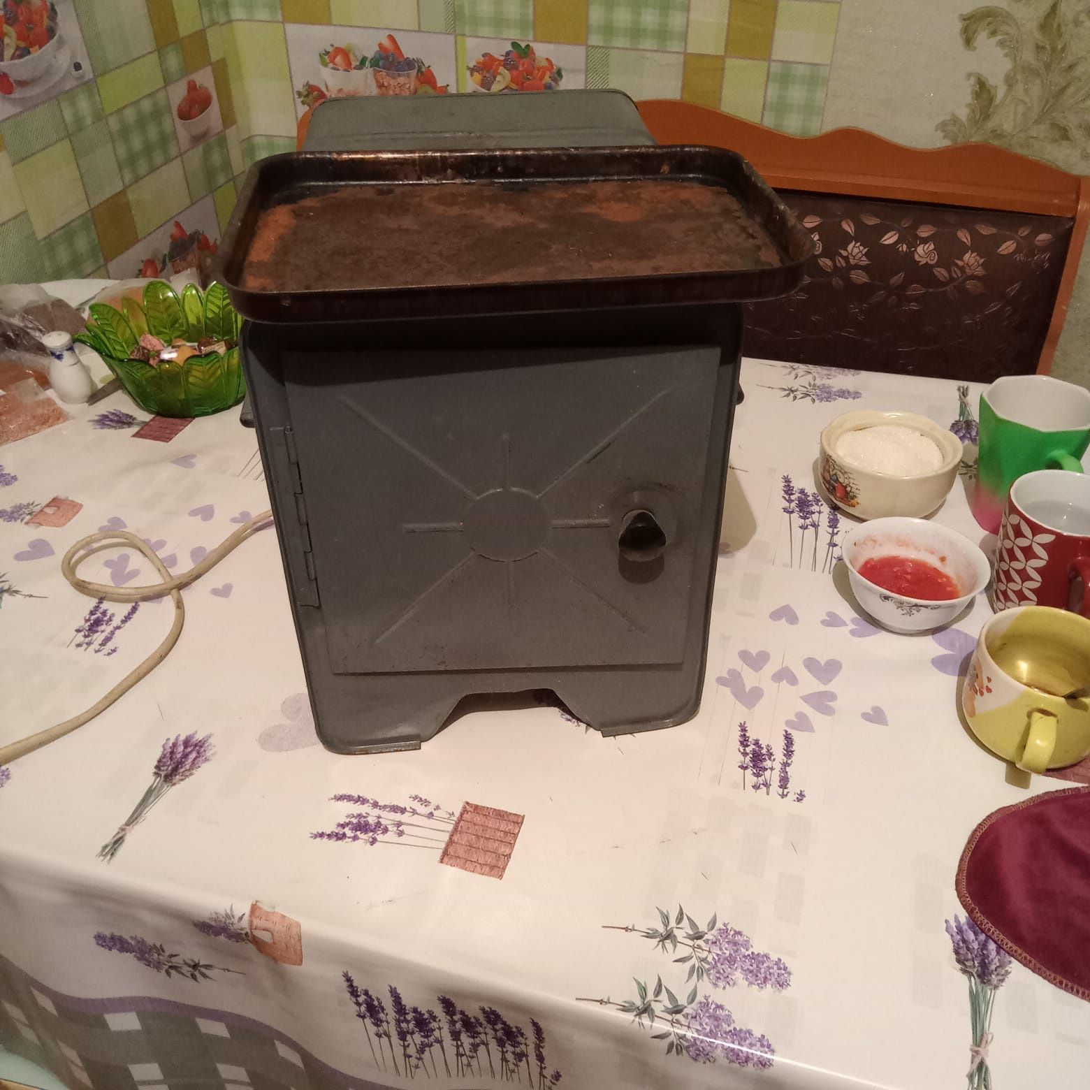 Продам электрическую духовку