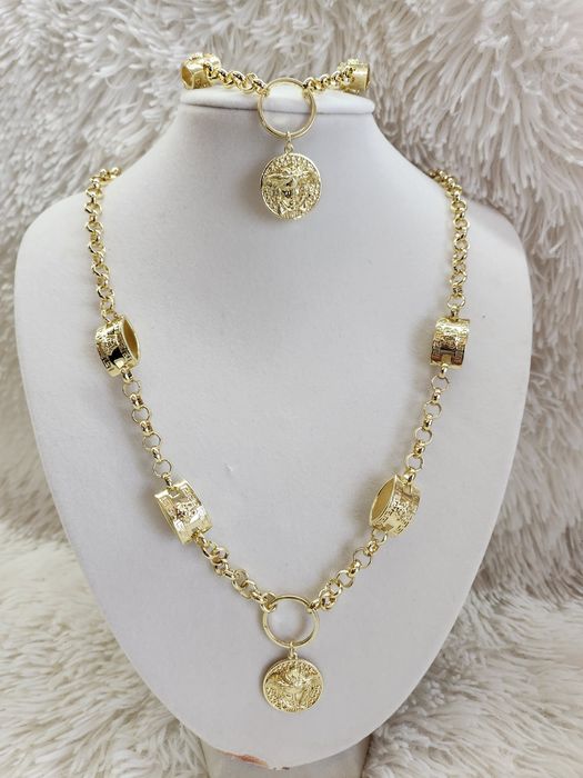 Позлатени бижута