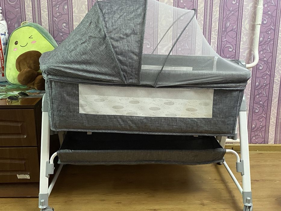 Продам детскую кроватку