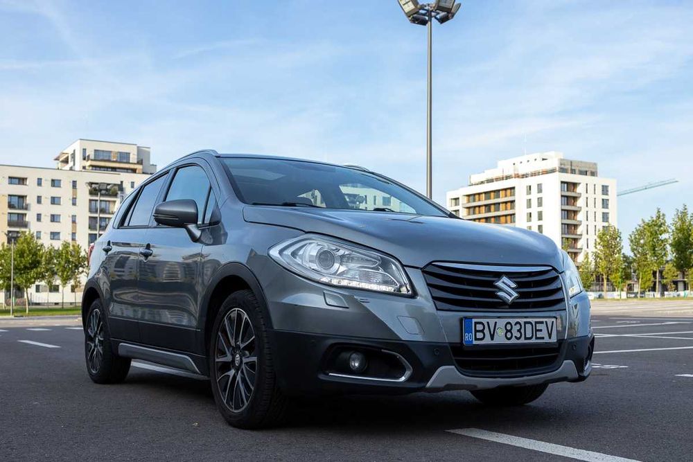 Suzuki SX4 1.6 118 CP Automată 4x4 – Trapa, Navigație, CarPlay