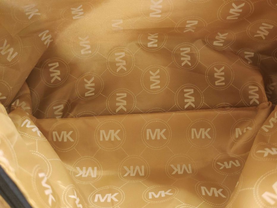 Geanta Michael Kors - Selma Tote