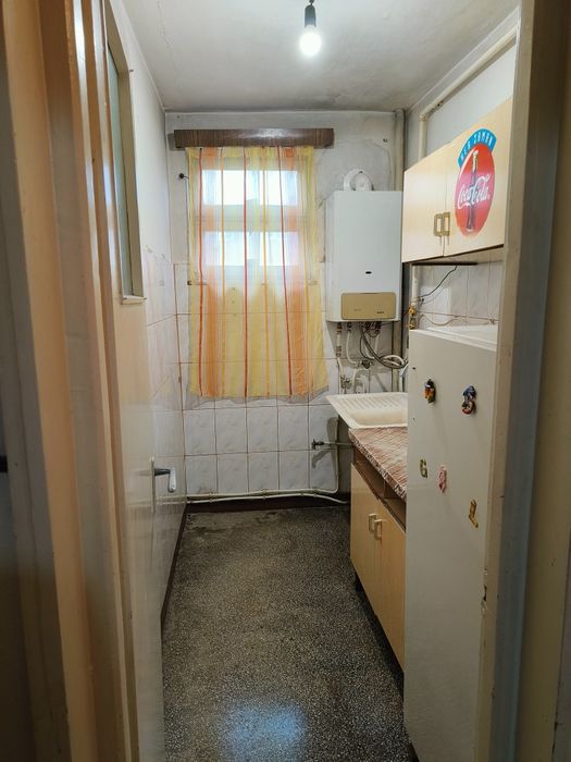 Apartament 3 camere, de vânzare