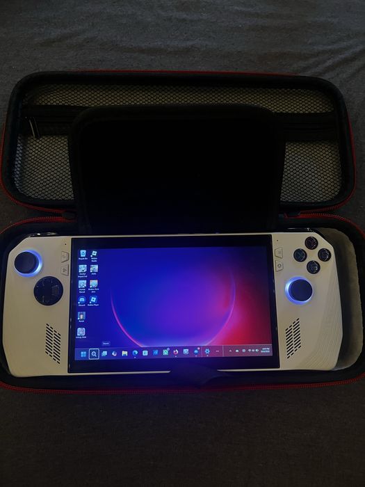 Consola ASUS Rog Ally modata (1.8 TB)