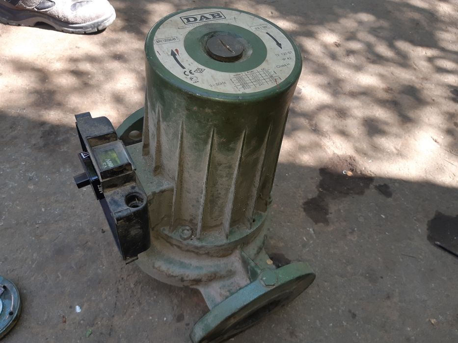 Pompă de recirculare apa