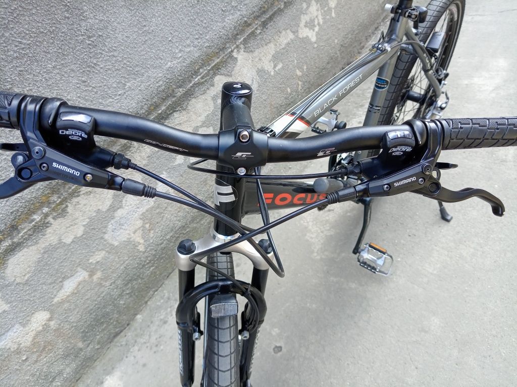 Vând bicicleta Focus din aluminiu