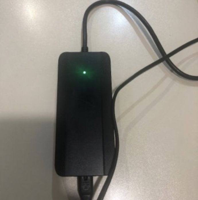 Зарядно за тротинетка