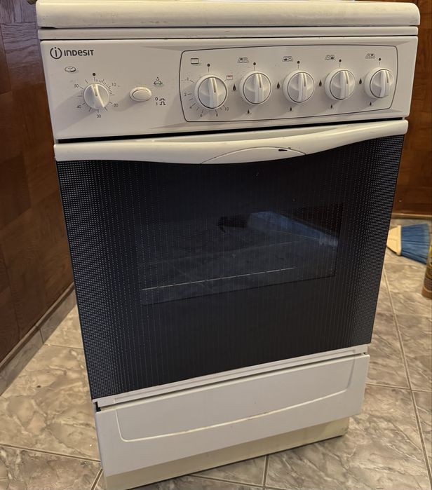Aragaz Indesit gaz