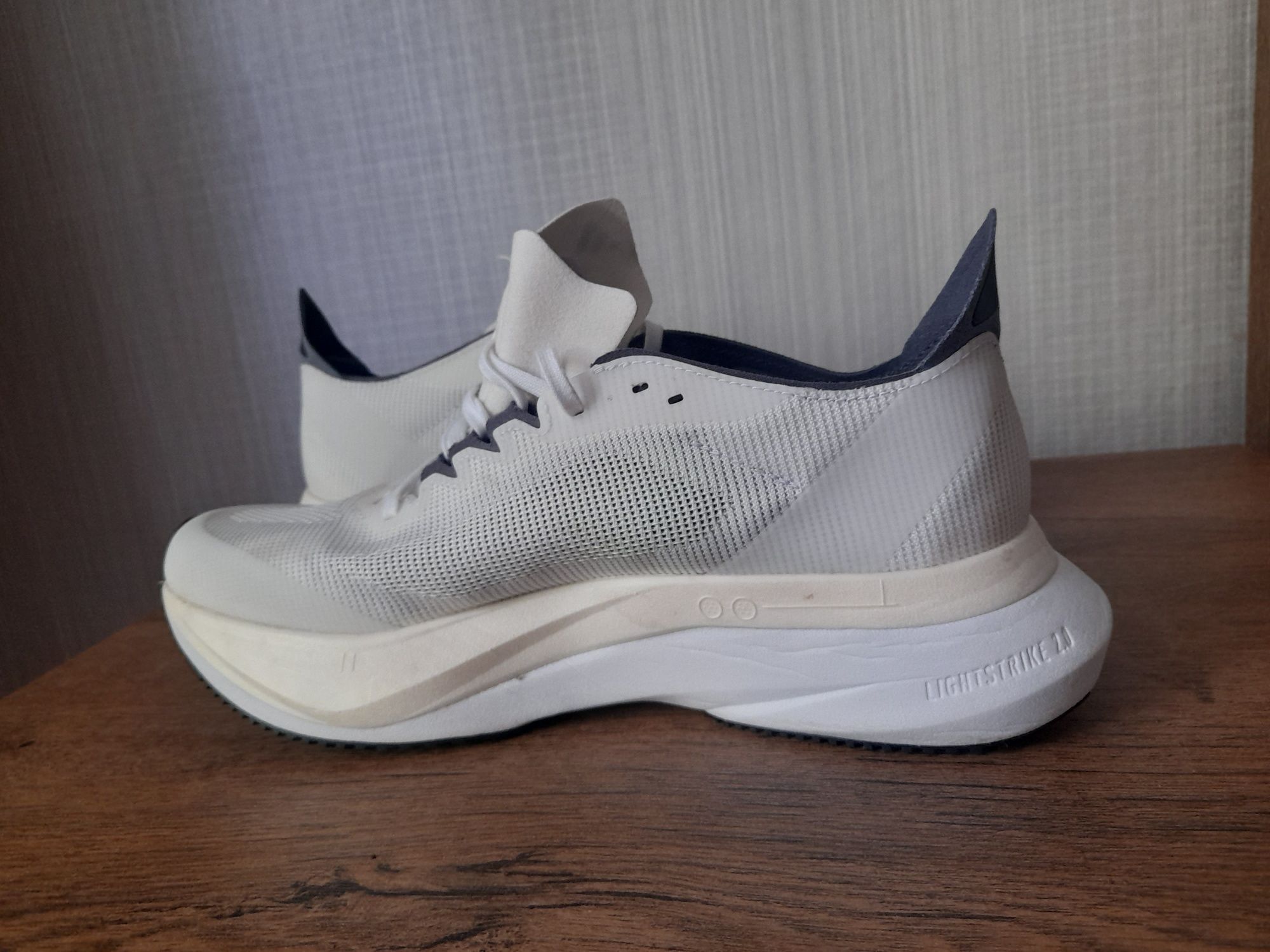 Adidas Adizero Boston 11 дамски маратонки 38 номер.