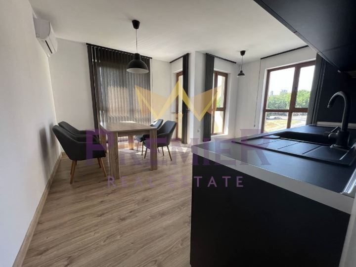 Дава се под наем Тристаен апартамент в Варна, Кайсиева градина - 68 кв.м за 400 € - Снимка #1