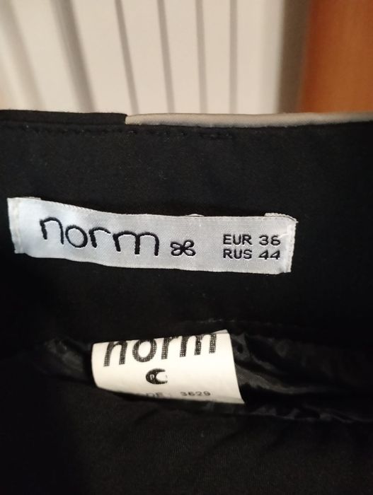 Fusta dama stofa eleganta