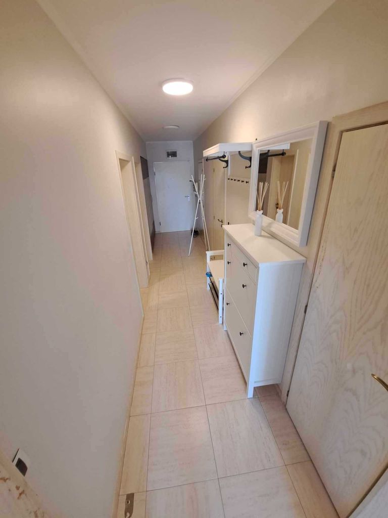 Дава се под наем Четиристаен апартамент в Варна, Автогара - 130 кв.м за 1200 € - Снимка #14