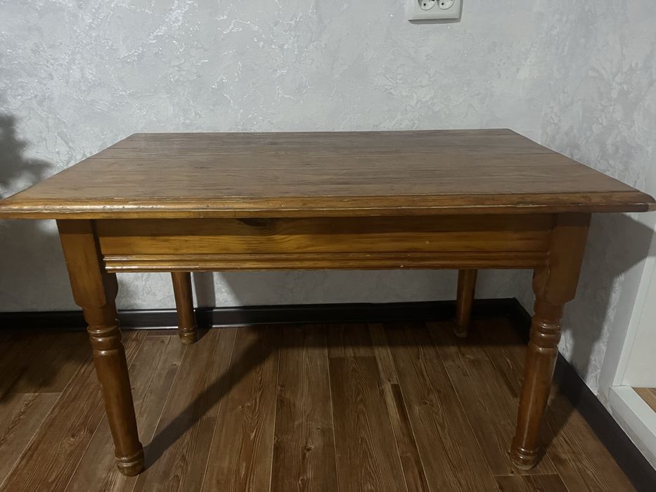 Продам журнальный стол