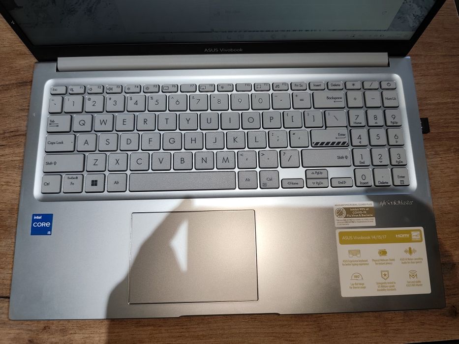 Noutbuk ASUS  vivobook