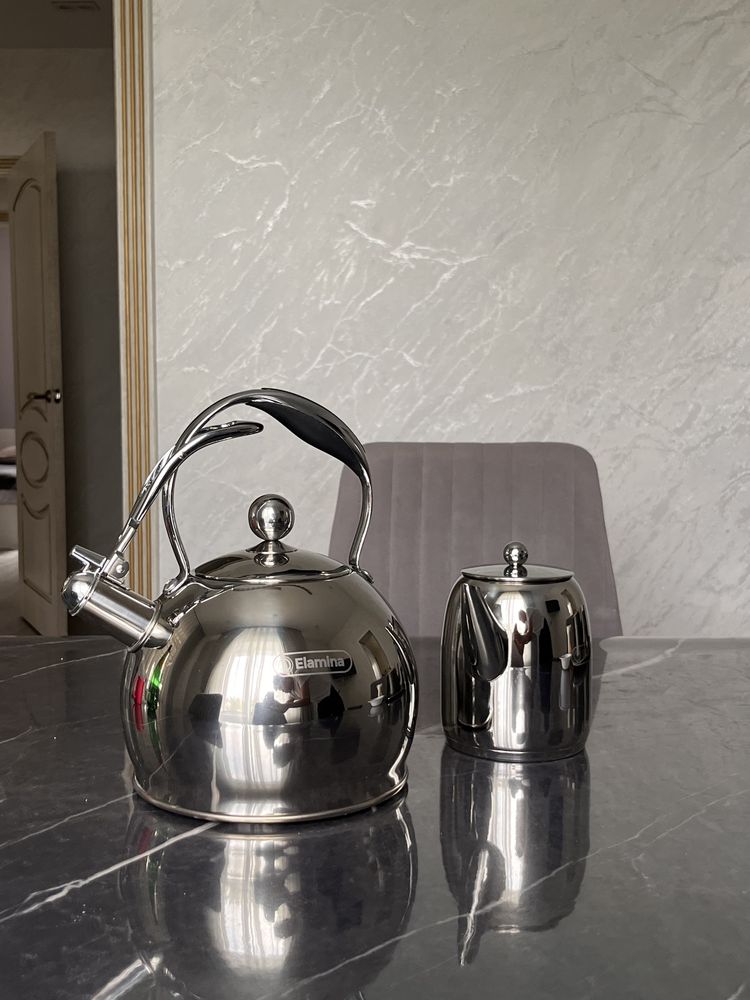 Продам чайник Elamina срочно