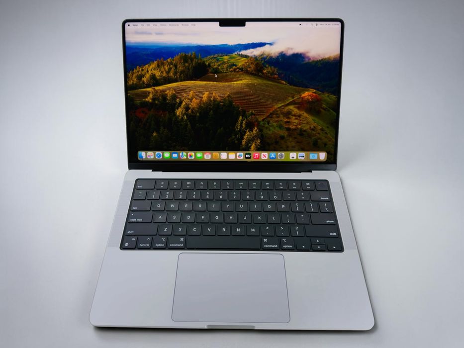 Apple MacBook Pro 14'' M1 Max 64RAM 1TB SSD Отличен! Гаранция! — миниатюра 3